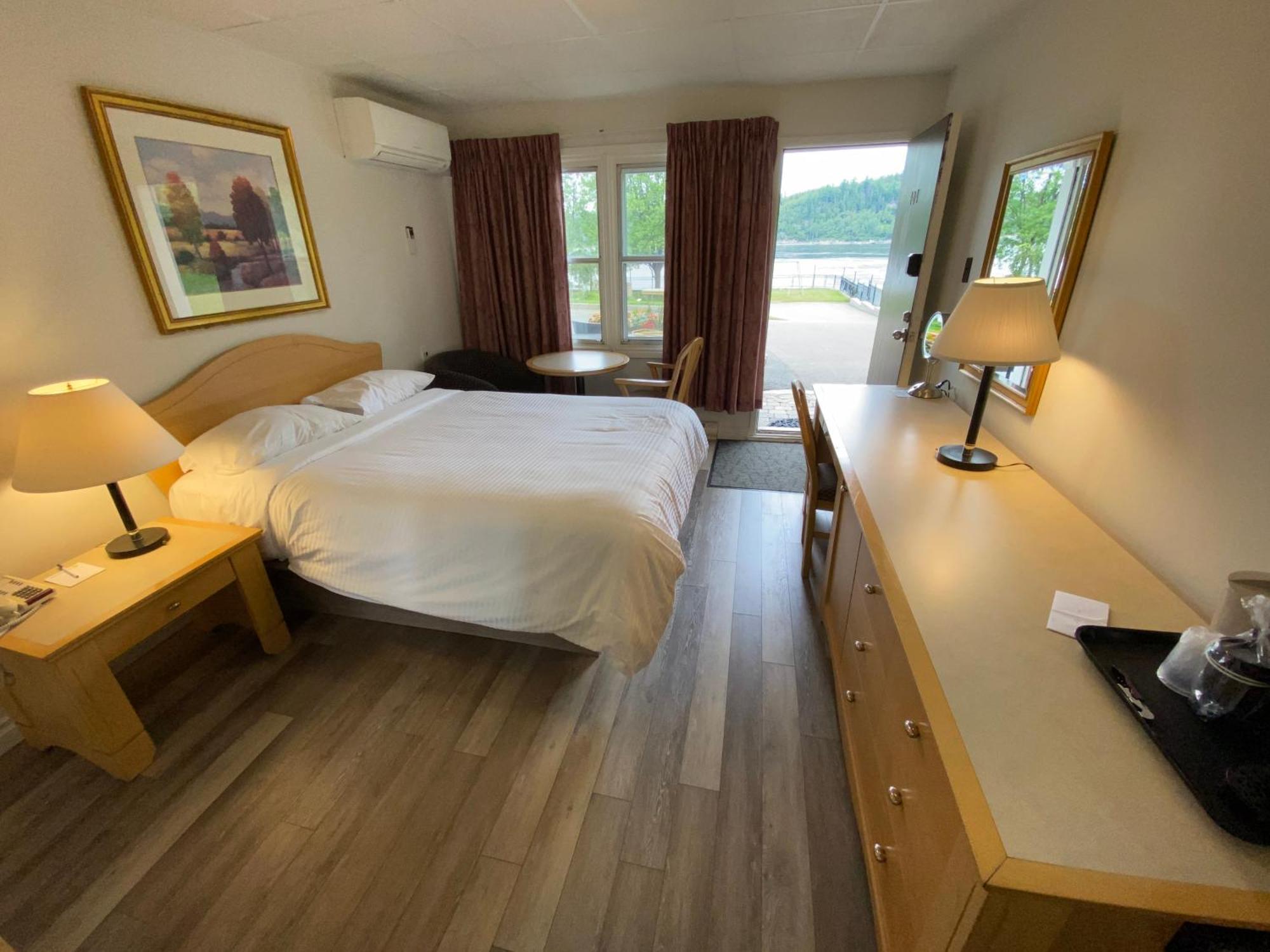 Motel Panoramique Chicoutimi Exterior foto